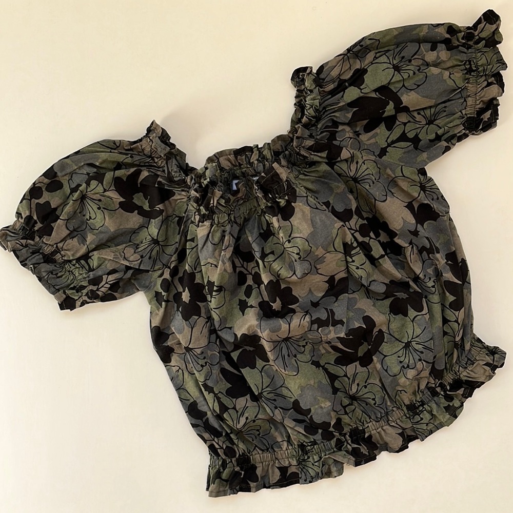 Organic Cotton Off-The-Shoulder Puff Sleeve Elastic Hem Blouse